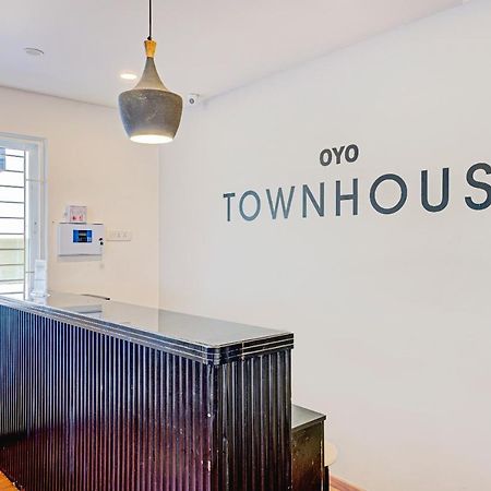 Oyo Townhouse 74871 Thoraipakkam Hotel Chennai Luaran gambar