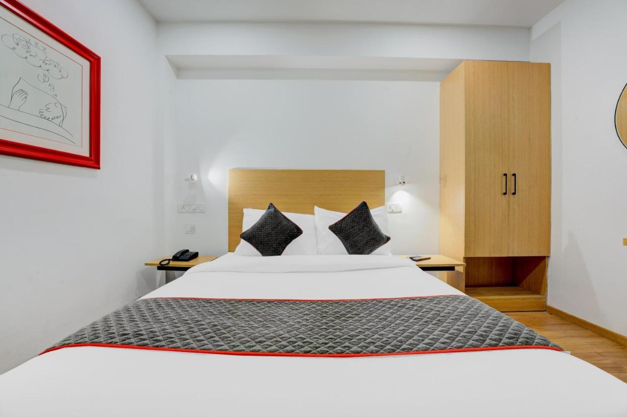 Oyo Townhouse 74871 Thoraipakkam Hotel Chennai Luaran gambar