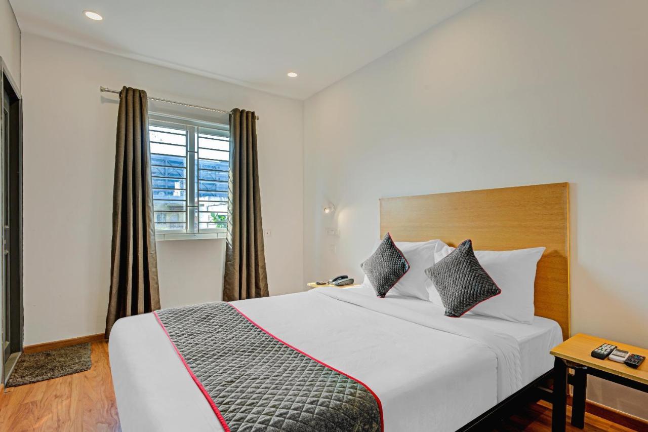Oyo Townhouse 74871 Thoraipakkam Hotel Chennai Luaran gambar