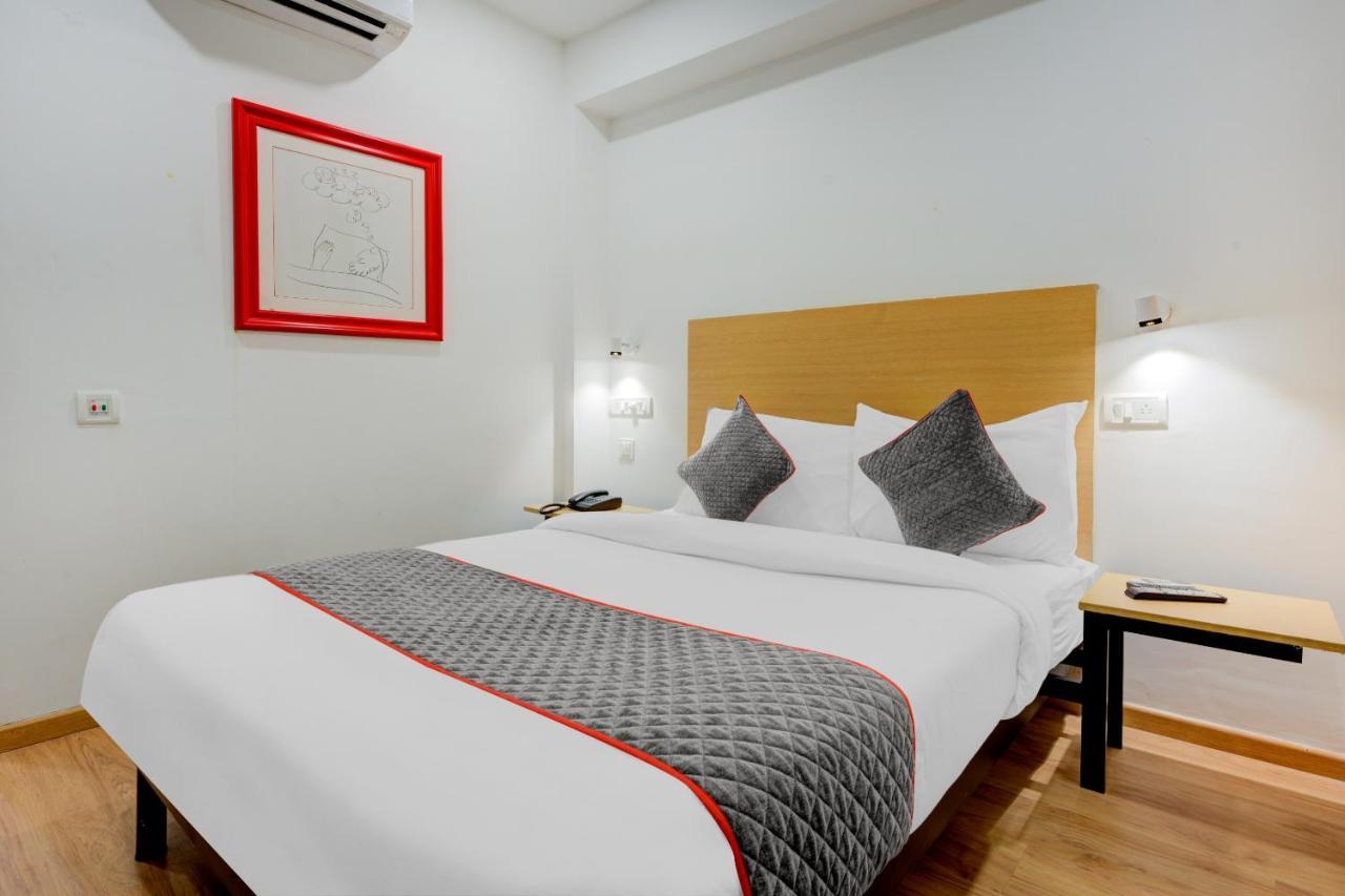 Oyo Townhouse 74871 Thoraipakkam Hotel Chennai Luaran gambar