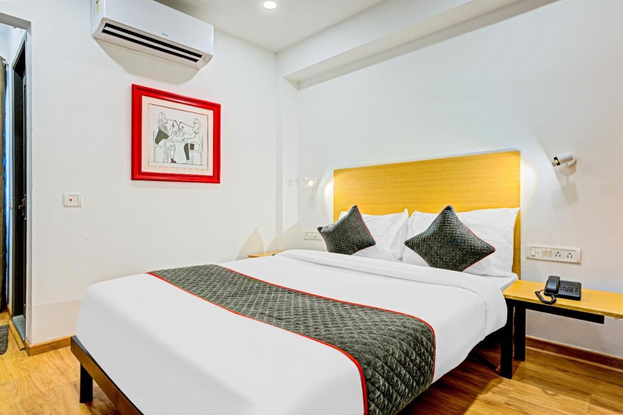 Oyo Townhouse 74871 Thoraipakkam Hotel Chennai Luaran gambar